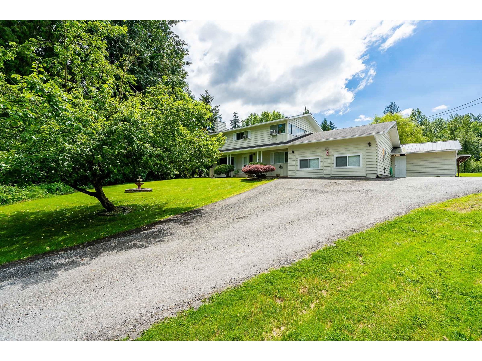 Property image for 6165 NATHAN PLACE|Abbotsford, British Columbia V4X2G4