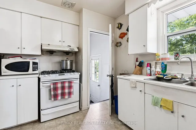 Additional image 6 of 4423 Lawrence Ave
