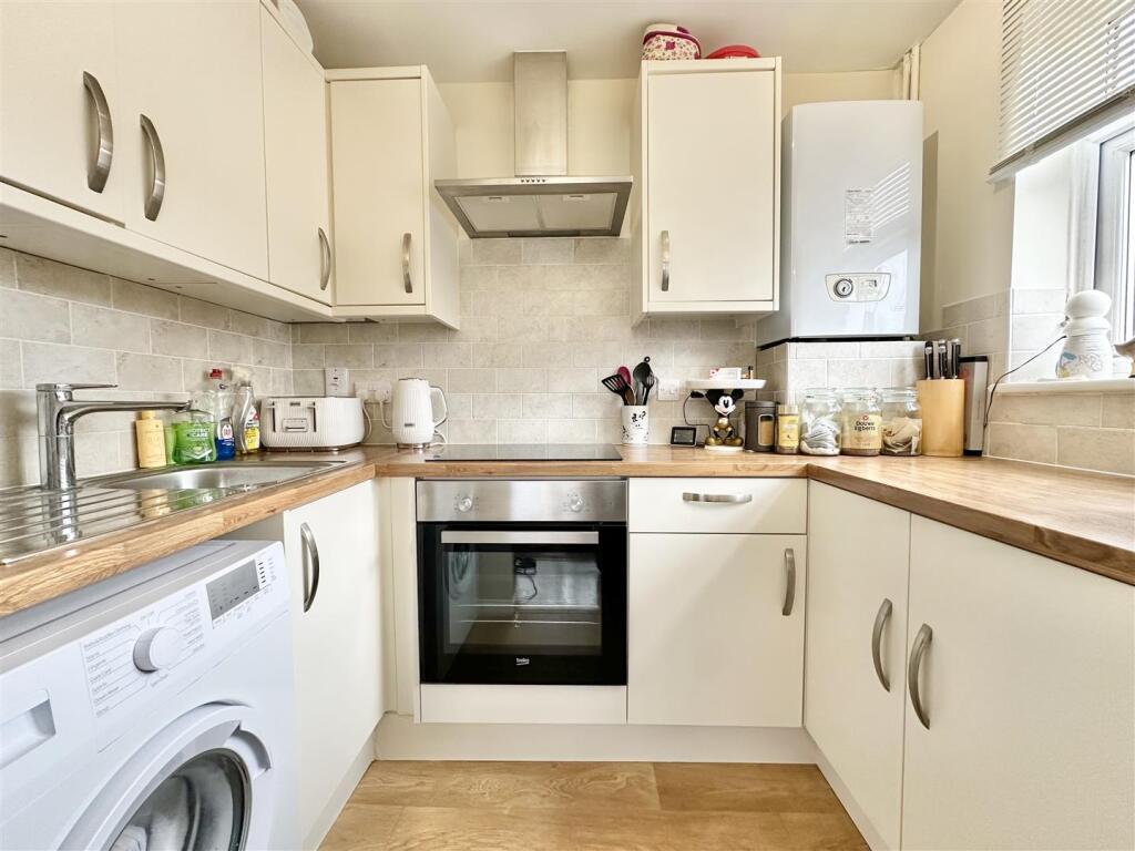Additional image 3 of Thames Close, Ferndown