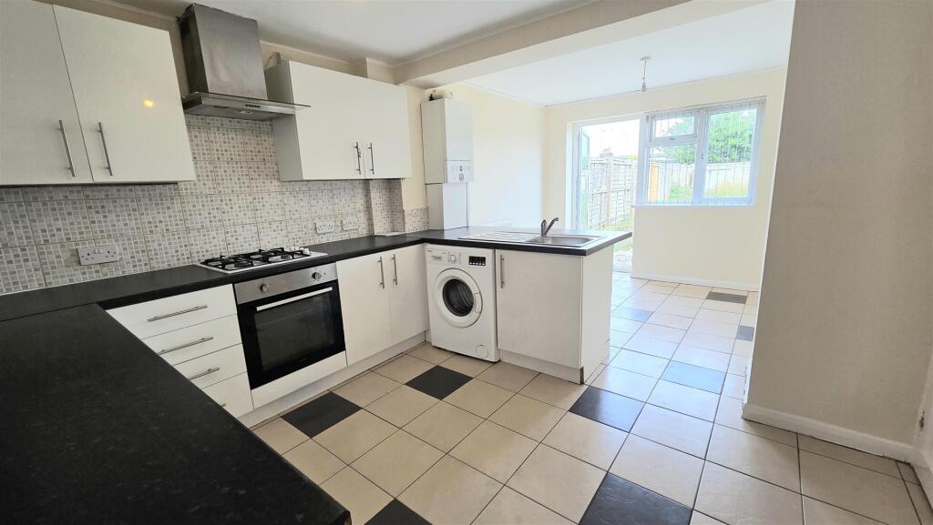 Additional image 16 of The Parade, Beachlands, Pevensey