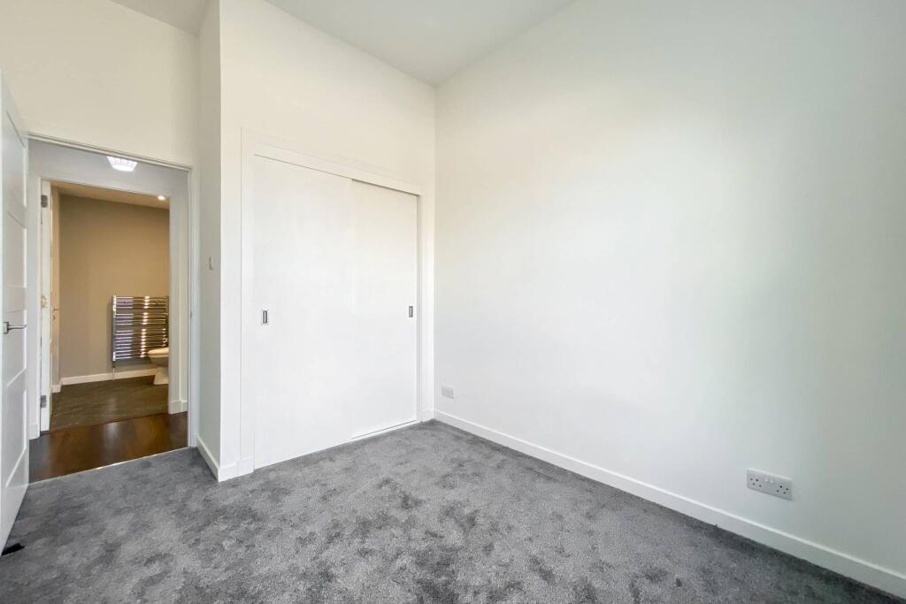 Additional image 16 of 142 Urquhart Road, Aberdeen, AB24 5DN