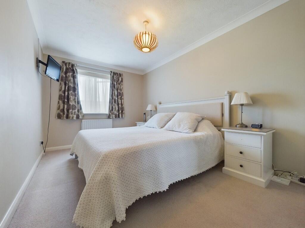 Additional image 11 of Wallace Avenue, Worthing, BN11 5SS