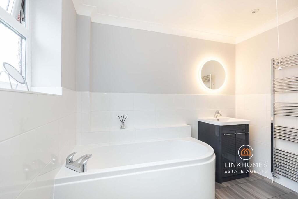 Additional image 31 of Clarendon Road, Broadstone, BH18