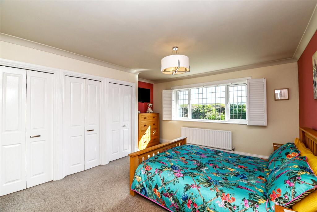 Additional image 26 of Willow Walk, Barton on Sea, New Milton, Hampshire, BH25