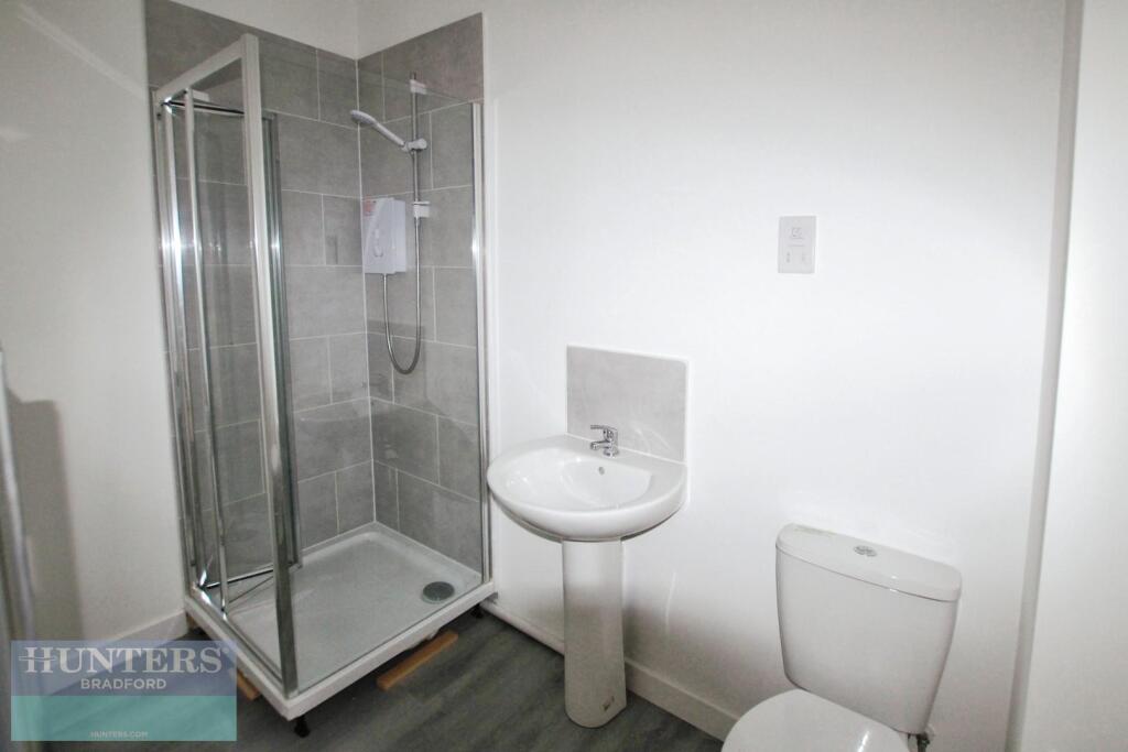 Additional image 12 of Card House, Bingley Road Bradford, BD9 6FG