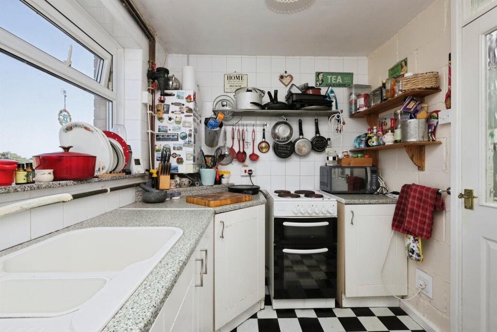 Additional image 4 of Biddenden Close, Eastbourne