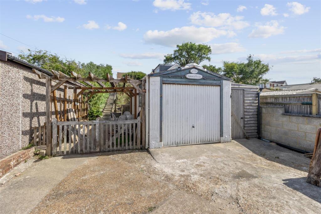 Additional image 47 of Coast Road, Pevensey Bay, Pevensey