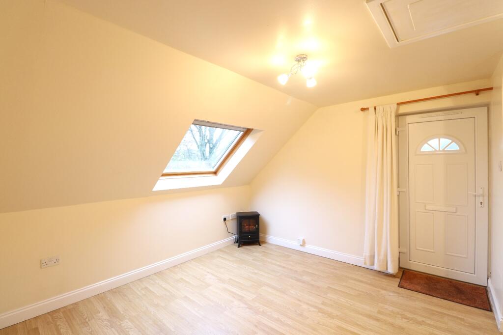 Additional image 3 of Sunny Bank Grove, Thornbury, Bradford, West Yorkshire, BD3