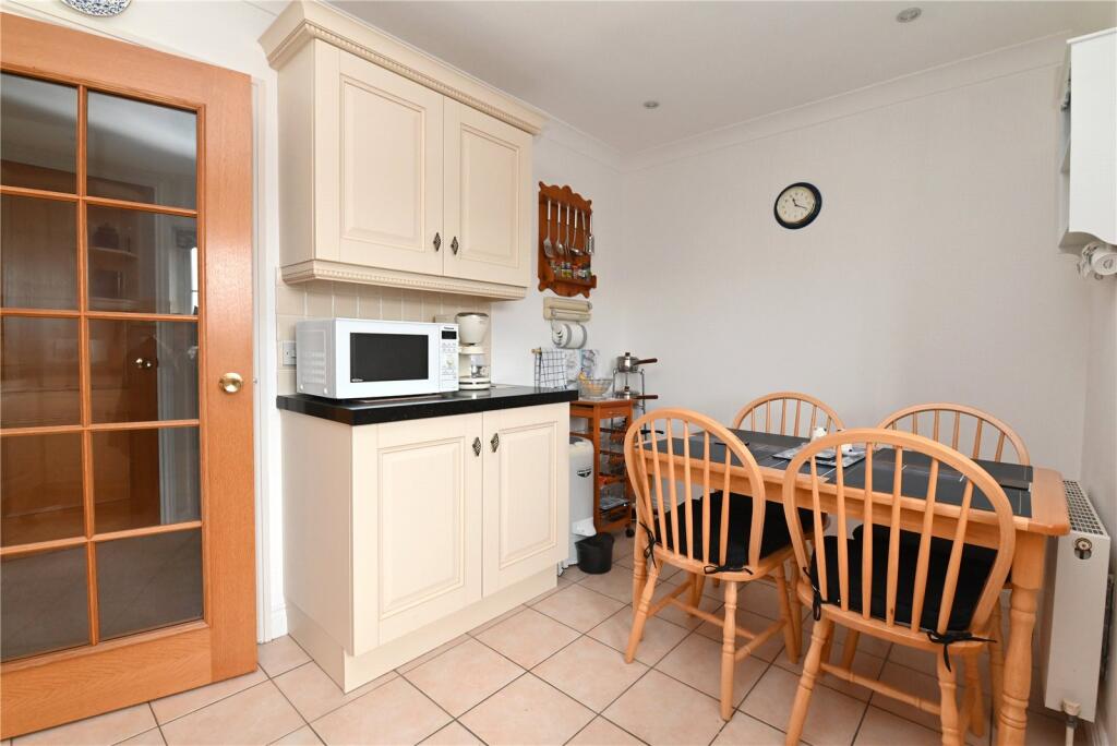 Additional image 3 of Grove Gardens, Barton on Sea, New Milton, Hampshire, BH25