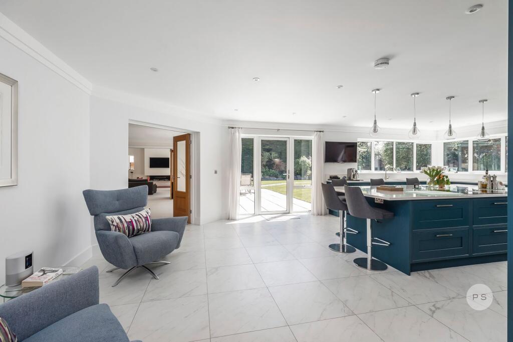 Additional image 11 of Cliff Drive, Canford Cliffs, Poole,  BH13 7JD