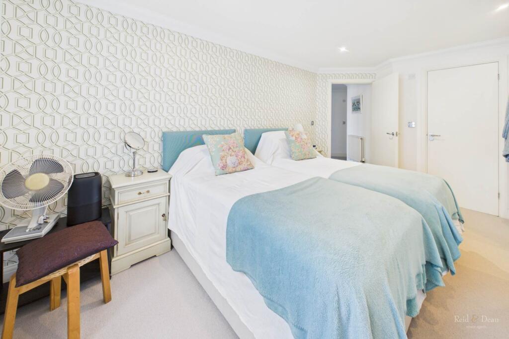 Additional image 11 of Dominica Court, Sovereign Harbour