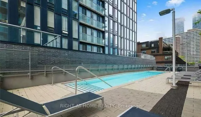 Additional image 4 of 50 Wellesley St Unit 305