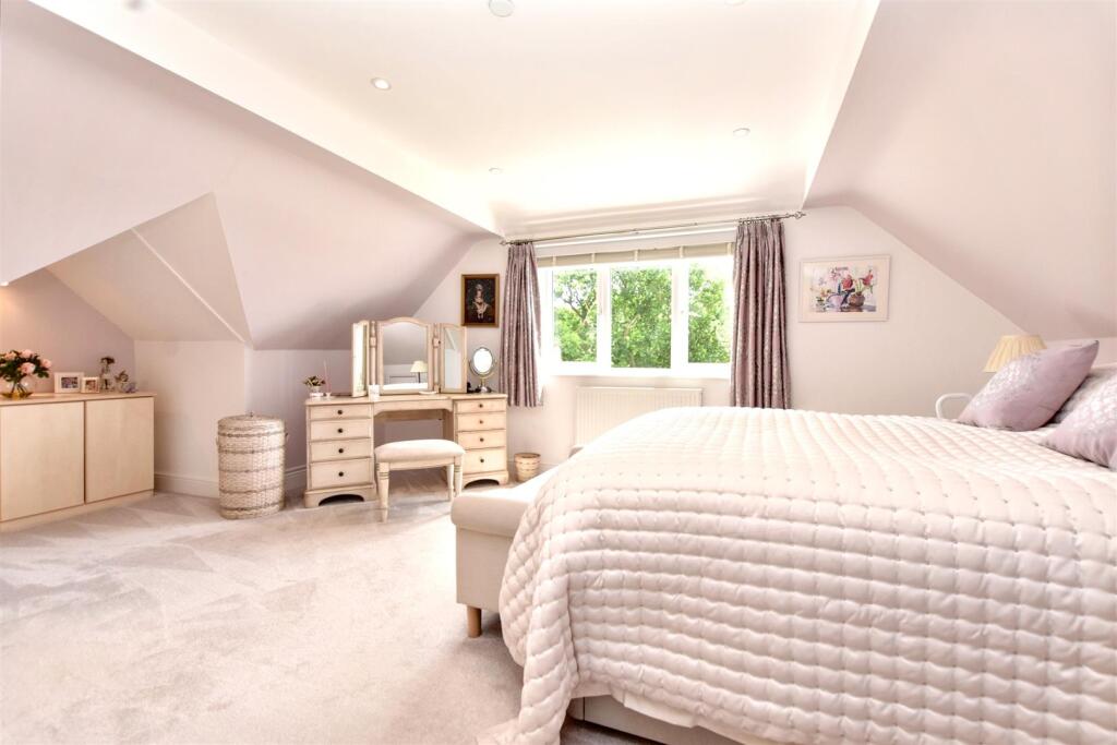 Additional image 15 of Beggars Lane, Stone Cross, Pevensey