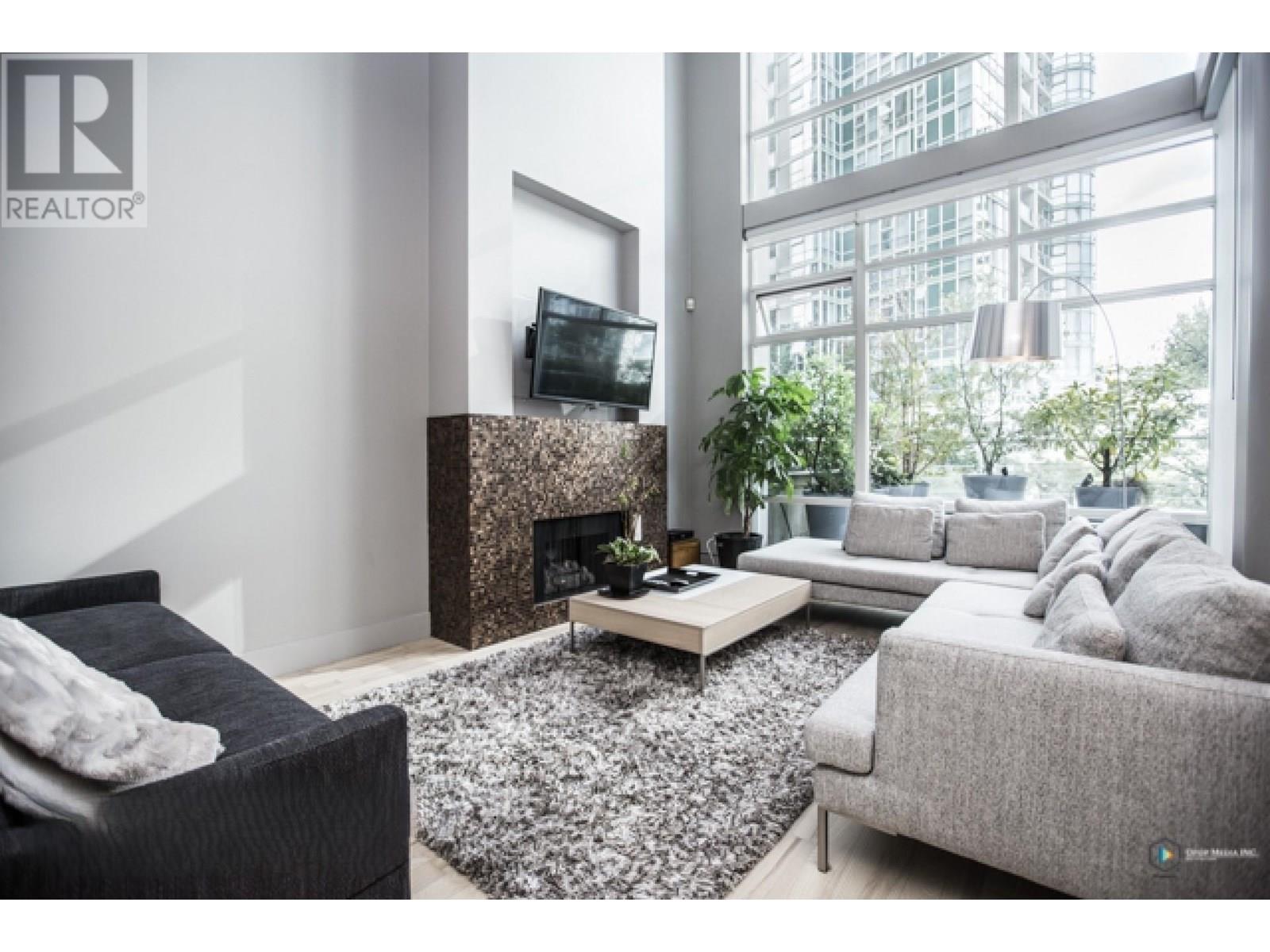 THN 1111 MARINASIDE CRESCENT|Vancouver, British Columbia V6Z2Y5