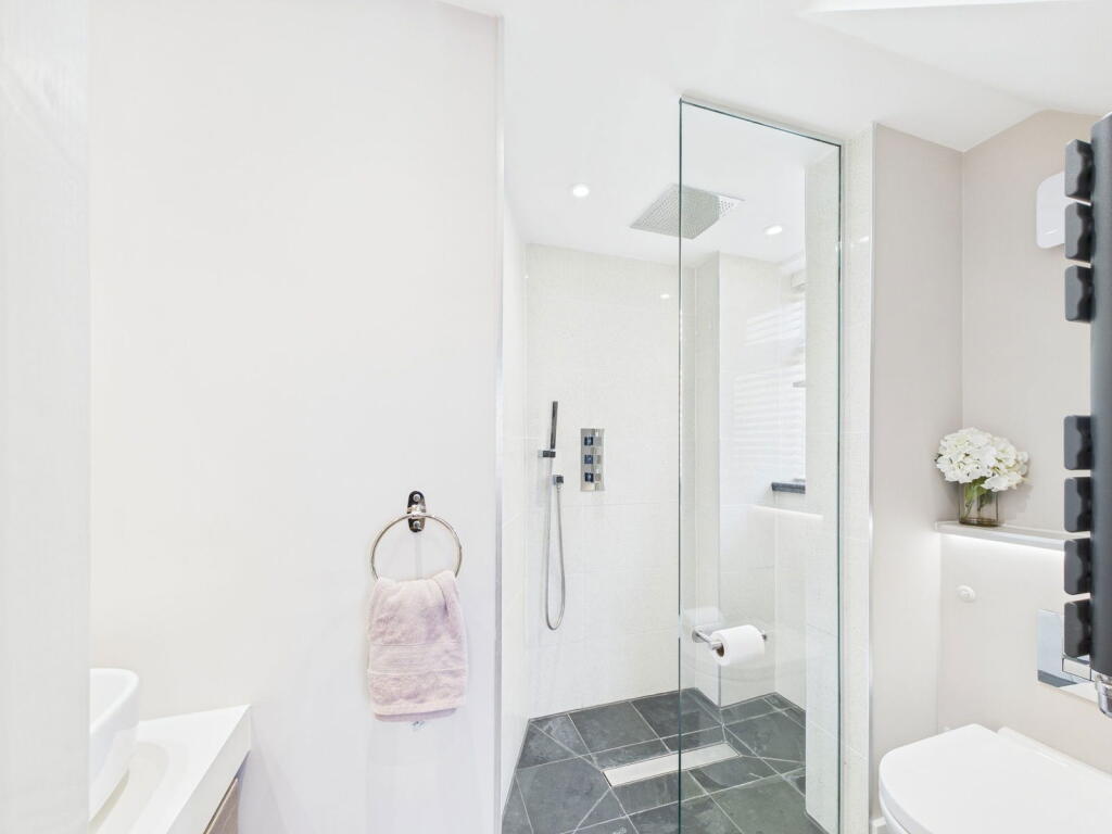 Additional image 17 of Cuckfield Crescent, Salvington, Worthing BN13 2EB