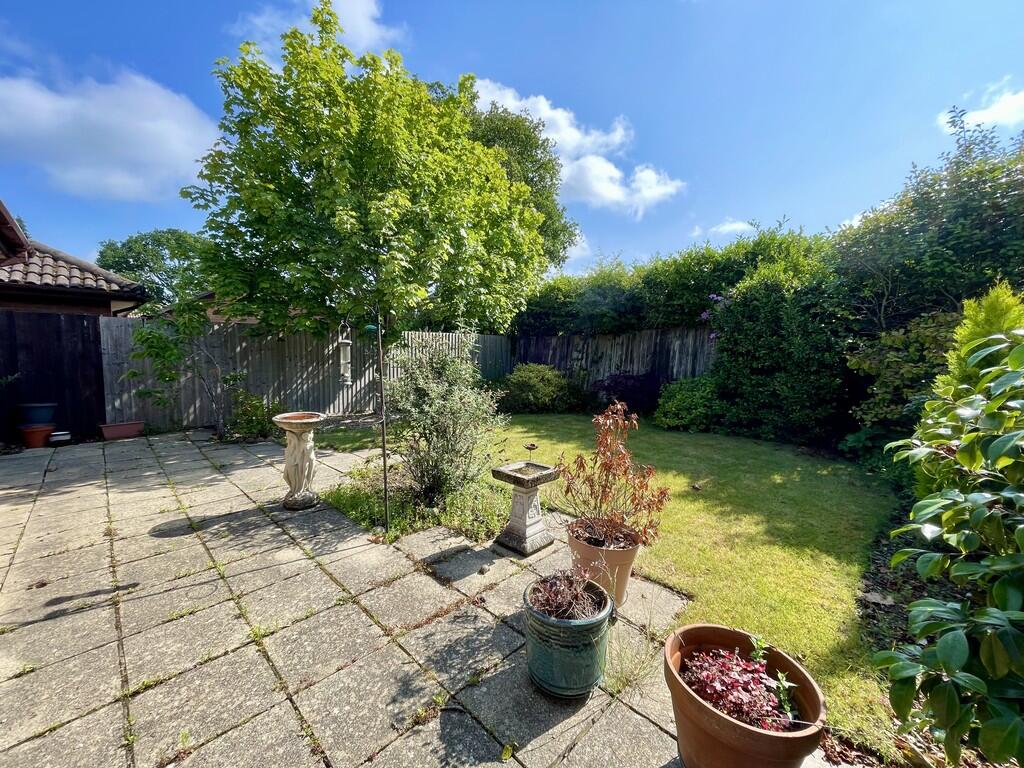 Additional image 9 of Beacon Gardens, Broadstone