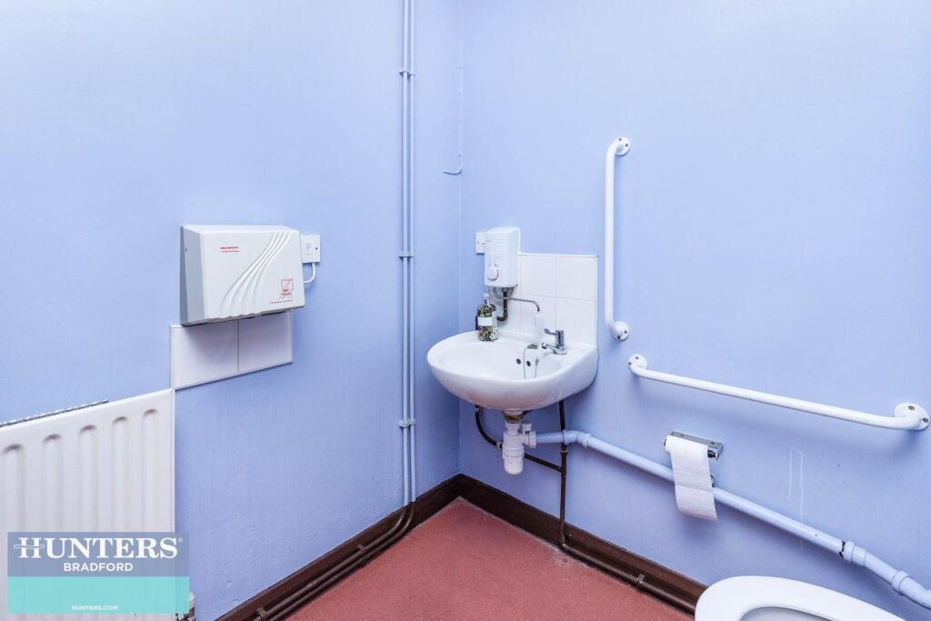 Additional image 19 of 471 Great Horton Road Bradford, West Yorkshire, BD7 3DL