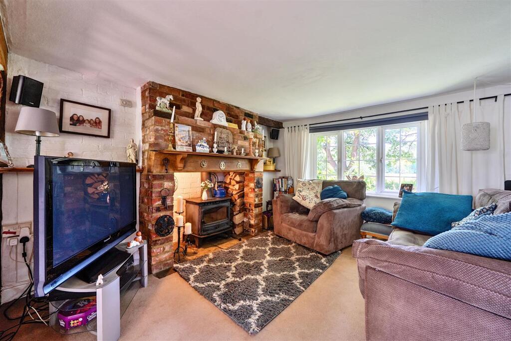 Additional image 4 of Award Road, Wimborne