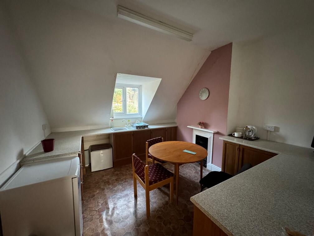 Additional image 14 of Delph House, 40 Upper Golf Links Road