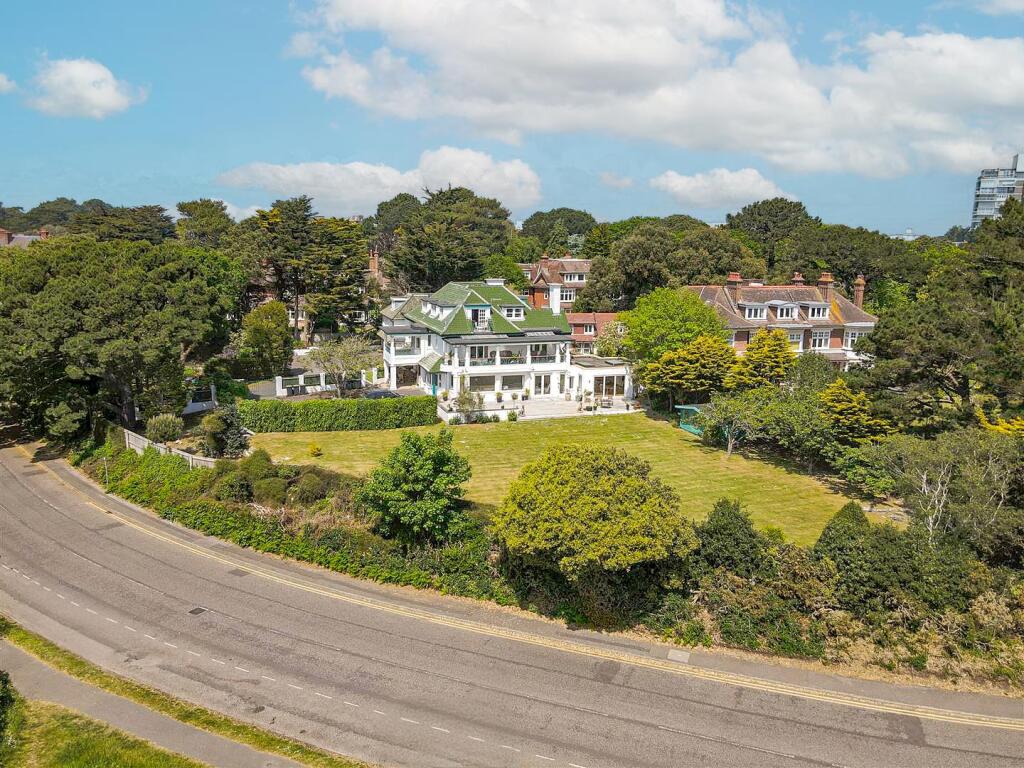 West Overcliff Drive, Bournemouth