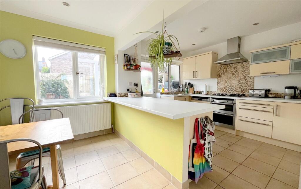 Additional image 14 of Seaton Road, Highcliffe, Christchurch, Dorset, BH23