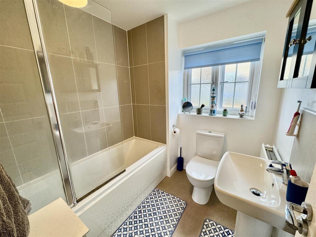 Additional image 6 of The Knoll, Keighley, BD22 6FD