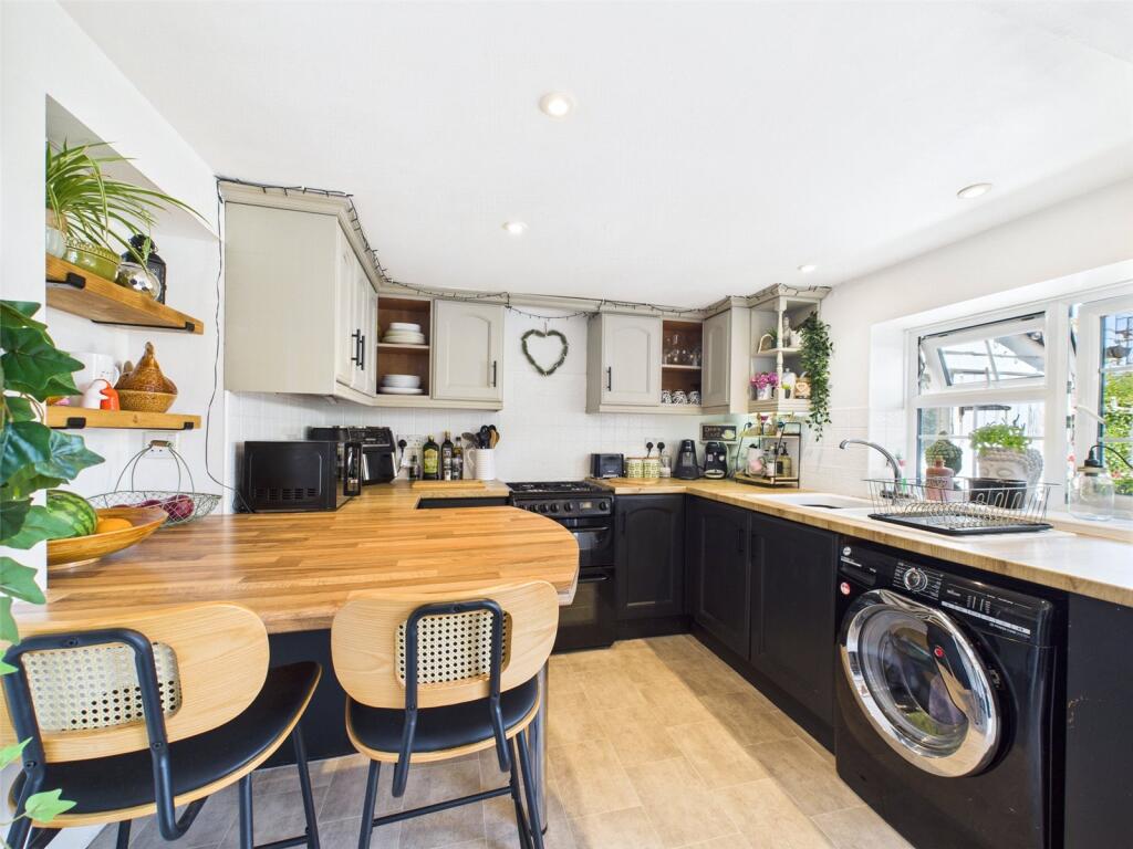 Additional image 13 of Avon Buildings, Christchurch, Dorset, BH23