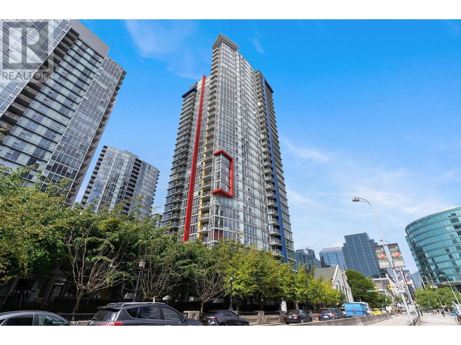 2105 602 CITADEL PARADE|Vancouver, British Columbia V6B1X2