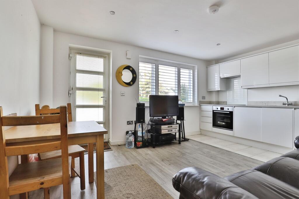 Additional image 8 of Waterloo Road, Poole