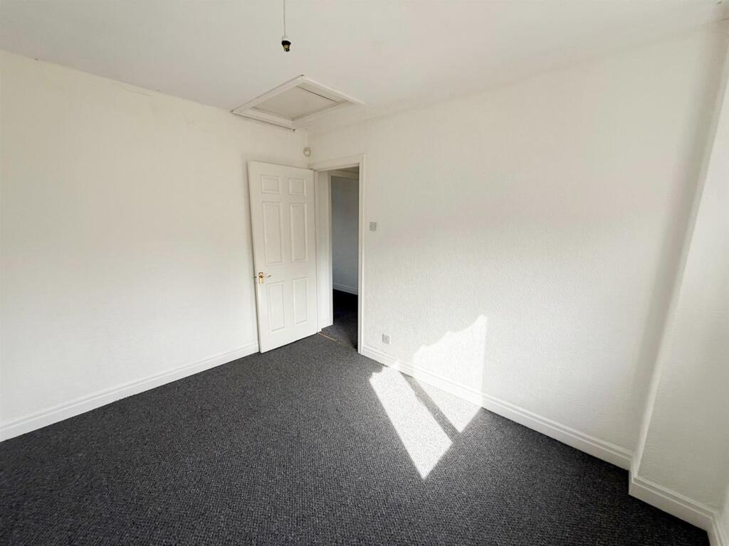 Additional image 12 of Greenacres Drive, Keighley