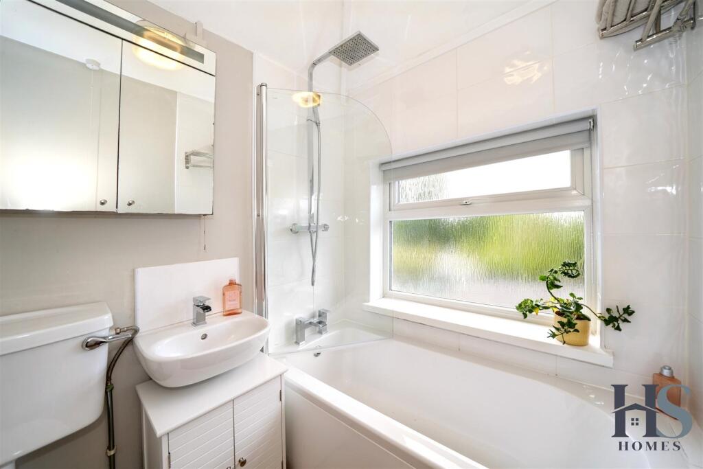 Additional image 20 of Pierce Avenue, Solihull