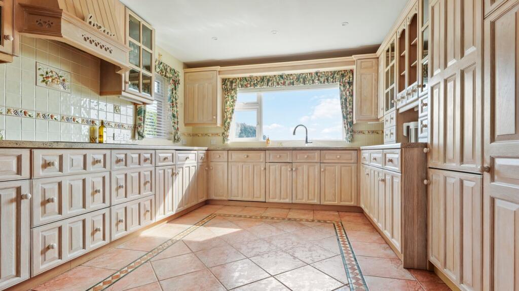 Additional image 5 of Wharncliffe Road, Highcliffe, Christchurch, BH23