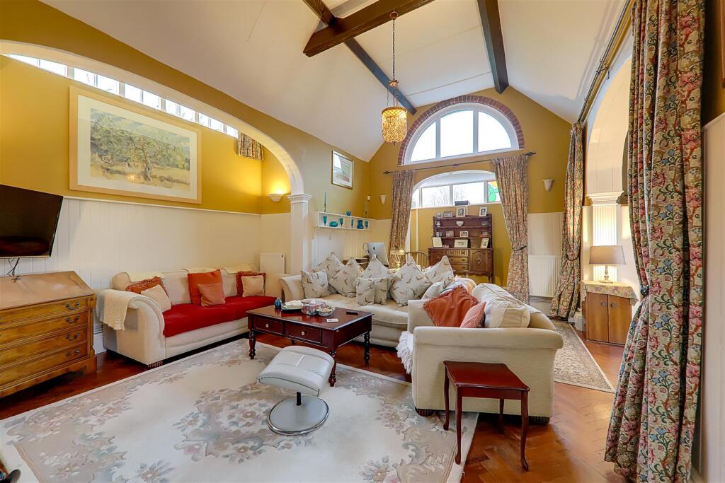 Additional image 4 of High Street, Findon Village ,  Worthing