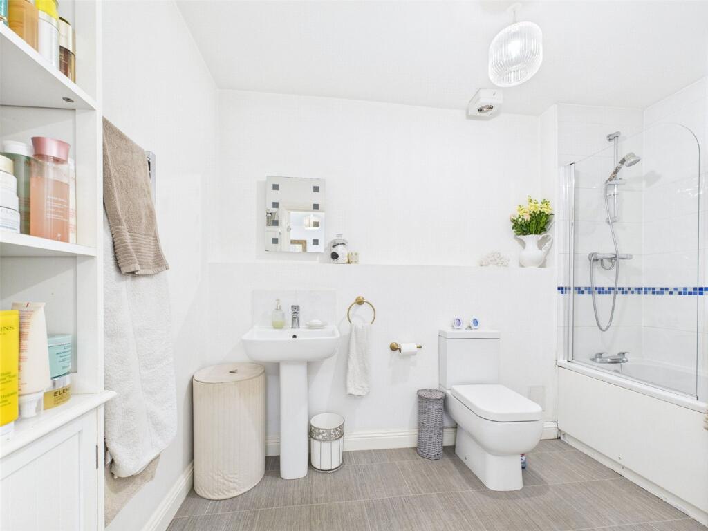 Additional image 13 of Lymington Road, Highcliffe, Christchurch, BH23