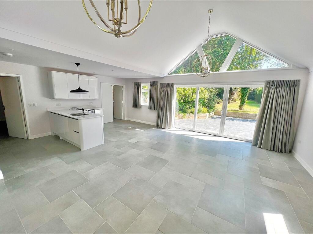 Additional image 26 of Canford Cliffs Road, Poole, BH13