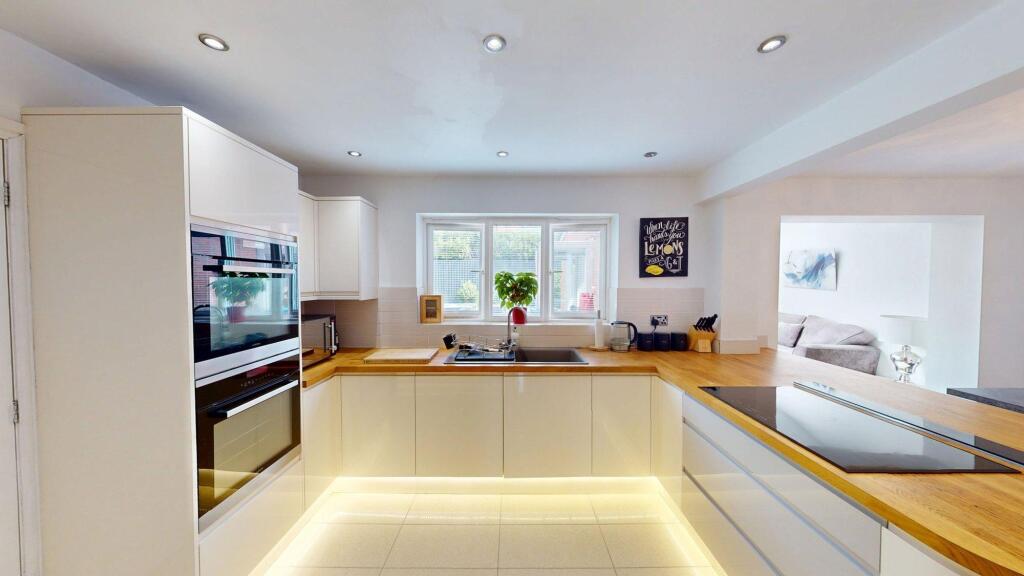 Additional image 4 of Sandyway Close, Westhoughton, BL5