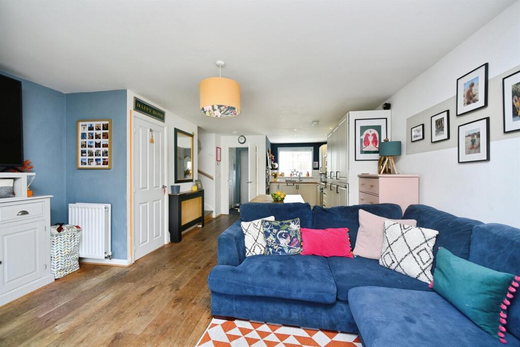 Additional image 18 of Gladys Avenue, Peacehaven