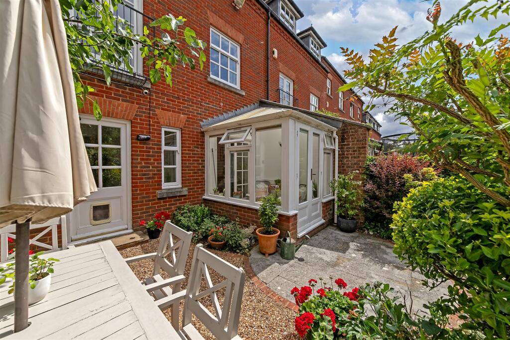 Additional image 15 of Goldsmiths Way, St. Albans