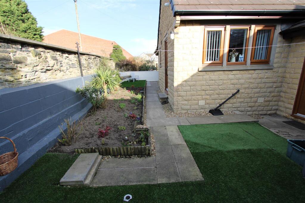 Additional image 37 of Toftshaw Lane, East Bierley, Bradford