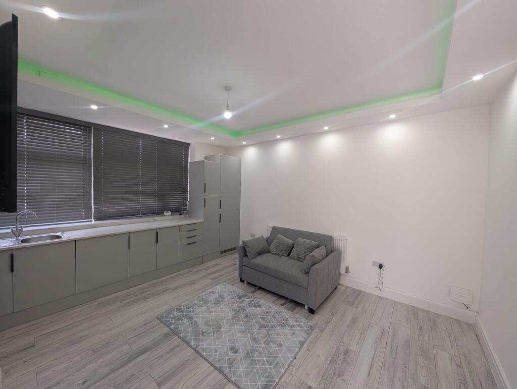 Additional image 12 of Flat , Woodfield House, Wash Lane, Bury