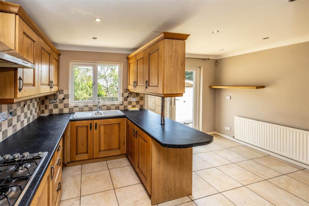 Additional image 5 of Ascot Parade, Bradford