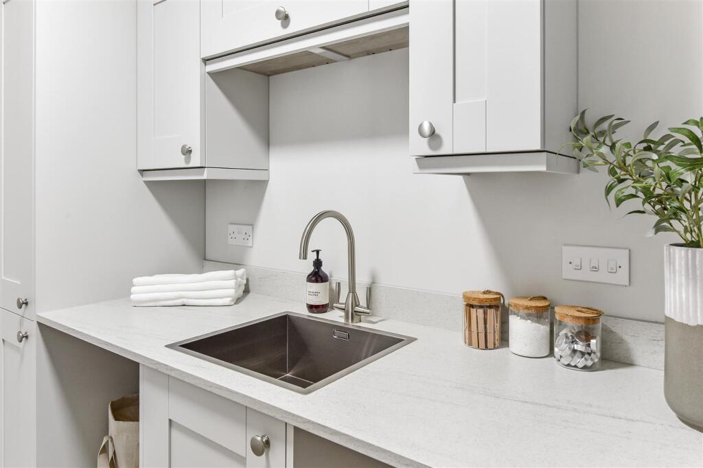 Additional image 6 of Linwood Park, Arundel