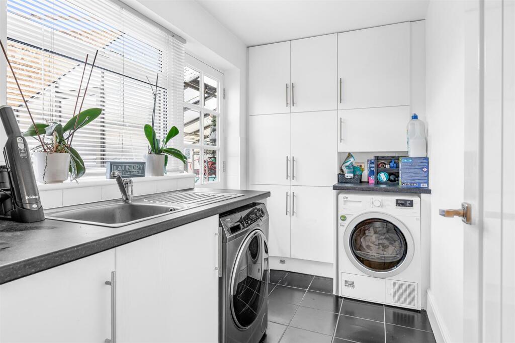 Additional image 8 of Mardley Avenue, Welwyn