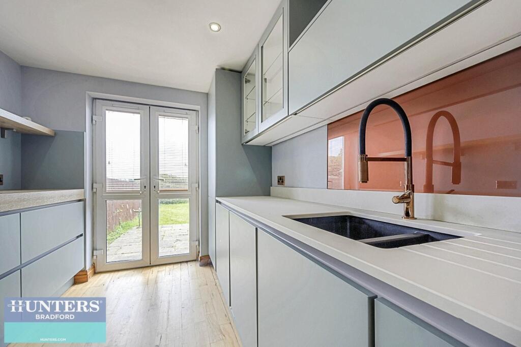 Additional image 5 of Hunsworth Lane East Bierley, Bradford, West Yorkshire, BD4 6PU