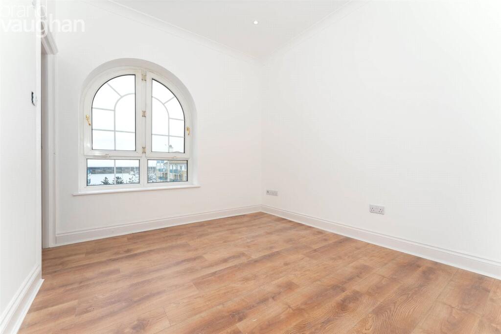 Additional image 16 of Wellington Court, Brighton Marina, BN2
