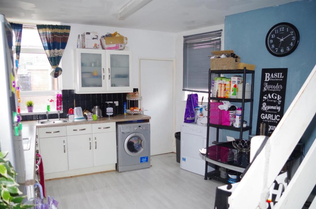 Additional image 4 of Gordon Avenue, Bolton