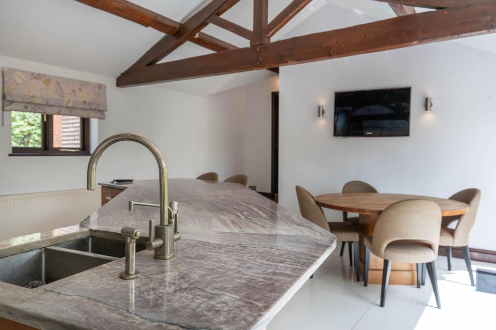 Additional image 5 of Redditch Road, Alvechurch, B48