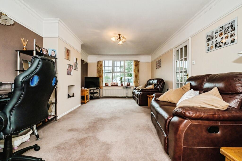 Additional image 3 of Chesswood Road, Worthing, West Sussex, BN11