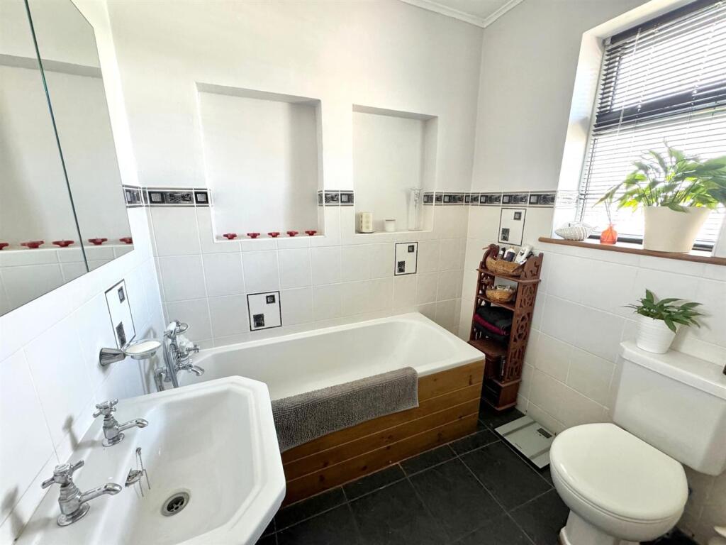 Additional image 14 of Baring Road, Hengistbury Head