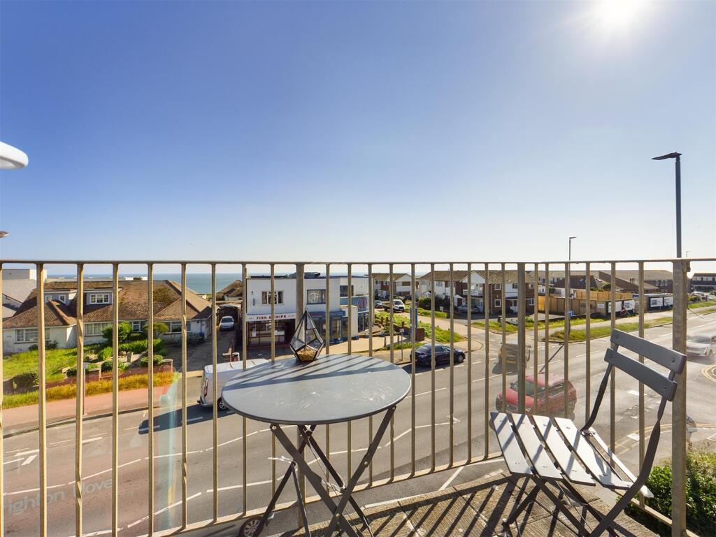 Additional image 2 of Central House,Central Avenue,Telscombe Cliffs